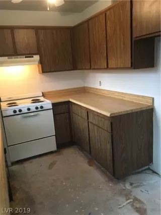 Photo #2: 2066338 Listing