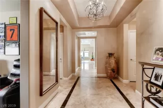 Photo #3: 2066413 Listing 