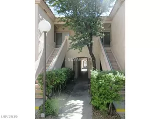 Photo #3: 2066468 Listing