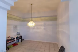 Photo #6: 2066519 Listing 