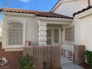 Photo #1: 2066606 Listing