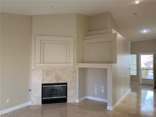 Photo #3: 2066606 Listing