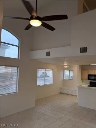 Photo #6: 2066659 Listing 