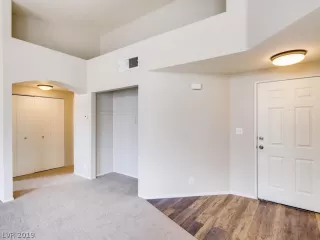 Photo #3: 2066676 Listing 