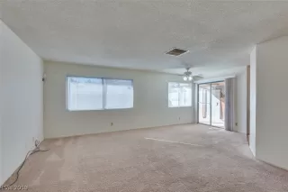 Photo #2: 2066693 Listing 