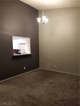 Photo #6: 2066713 Listing