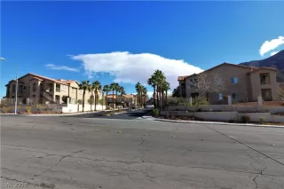 Photo #6: 2066720 Listing