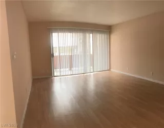 Photo #4: 2066735 Listing 