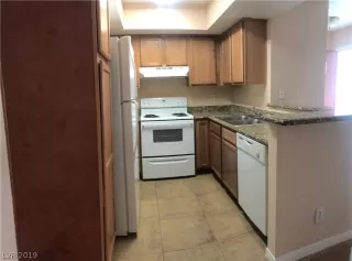 Photo #6: 2066735 Listing 