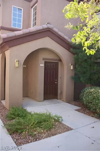 Photo #2: 2066736 Listing 