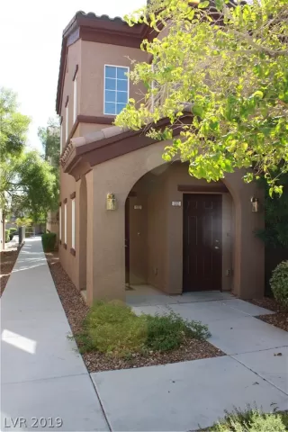 Photo #3: 2066736 Listing 