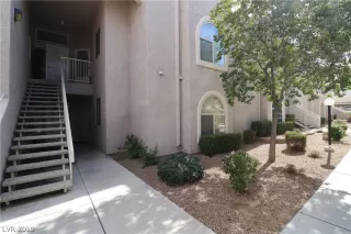 Photo #3: 2066742 Listing