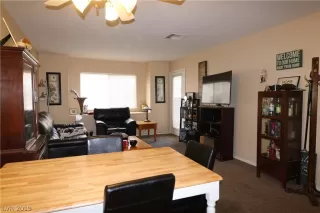 Photo #4: 2066742 Listing