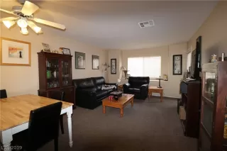 Photo #5: 2066742 Listing