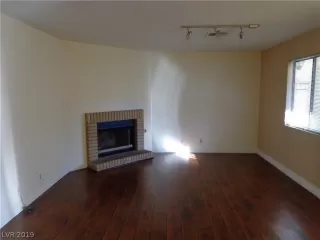 Photo #1: 2066834 Listing 