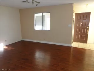 Photo #2: 2066834 Listing 