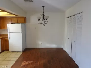 Photo #3: 2066834 Listing 