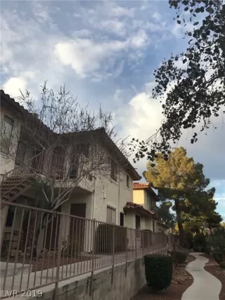 Photo #1: 2066835 Listing 