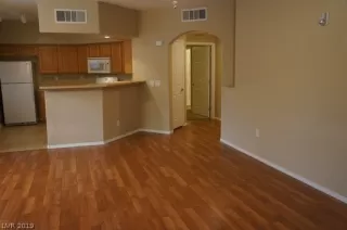 Photo #1: 2066895 Listing 