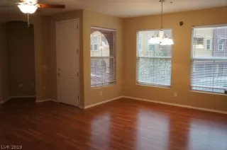 Photo #2: 2066895 Listing 