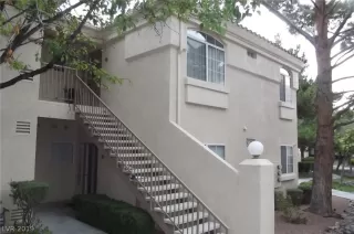 Photo #4: 2066896 Listing 