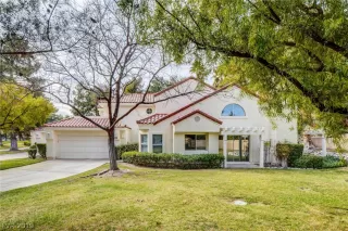 Photo #1: 2066934 Listing