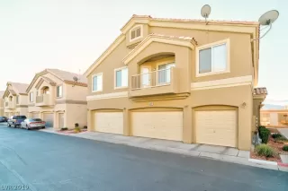 Photo #1: 2067003 Listing