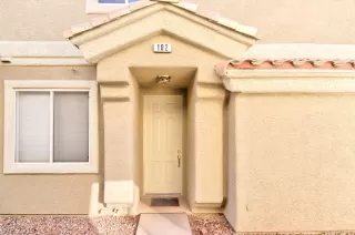 Photo #2: 2067003 Listing