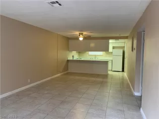 Photo #2: 2067013 Listing 