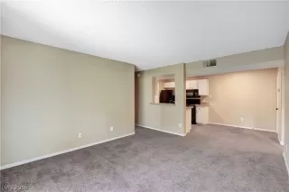 Photo #2: 2067113 Listing