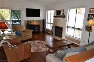 Photo #3: 2067116 Listing 