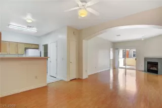 Photo #4: 2067132 Listing