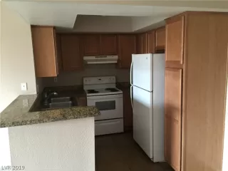 Photo #3: 2067186 Listing 