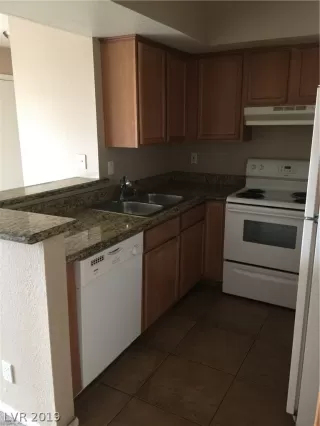 Photo #4: 2067186 Listing 