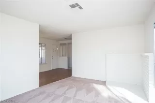 Photo #4: 2067189 Listing 