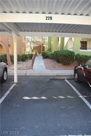 Photo #5: 2067200 Listing