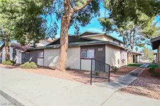 Photo #1: 2067231 Listing 