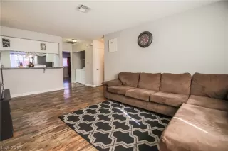 Photo #6: 2067231 Listing 