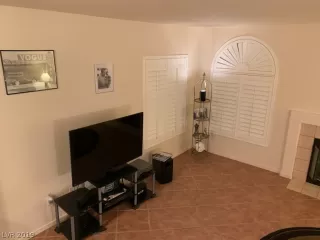 Photo #3: 2067255 Listing