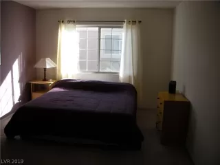 Photo #5: 2067255 Listing