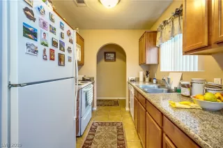 Photo #2: 2067261 Listing