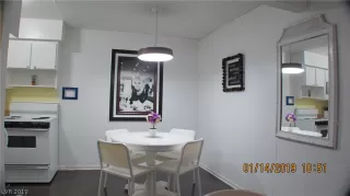 Photo #2: 2067293 Listing 