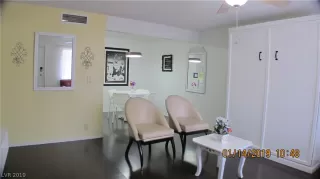 Photo #4: 2067293 Listing 