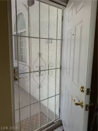 Photo #1: 2067295 Listing 