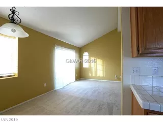 Photo #2: 2067295 Listing 