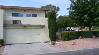 Photo #2: 2067329 Listing 