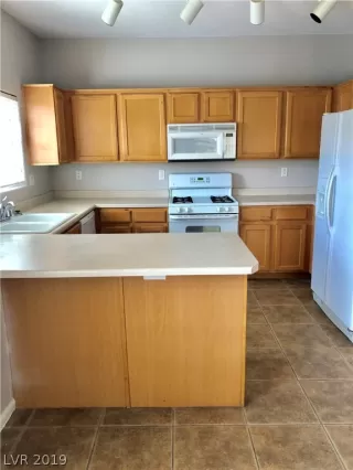 Photo #1: 2067341 Listing