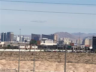 Photo #2: 2067351 Listing