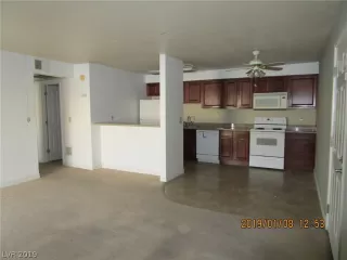 Photo #2: 2067390 Listing