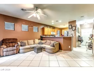 Photo #3: 2067467 Listing